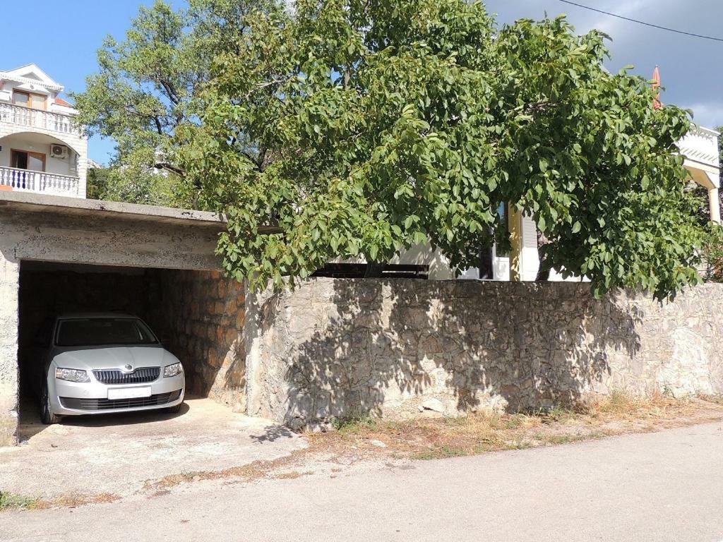 Apartman Tea Karlobag Εξωτερικό φωτογραφία
